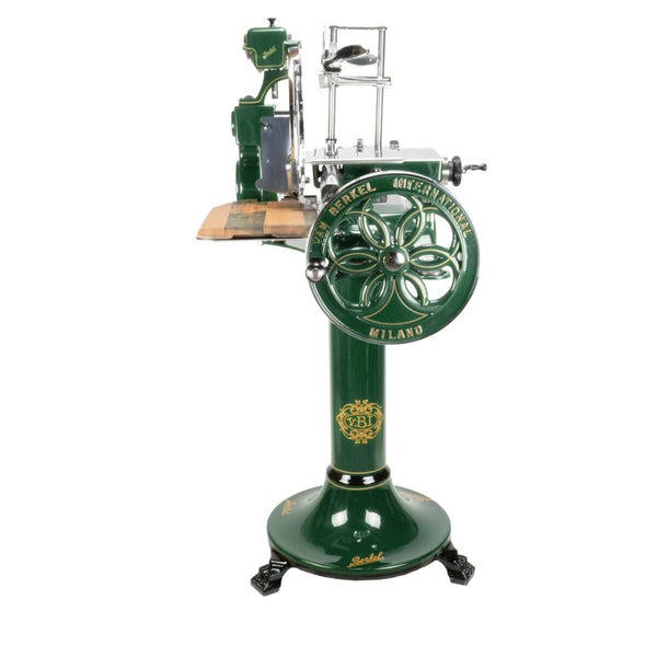 Volano B114 - finished with a special British Racing Green paint 