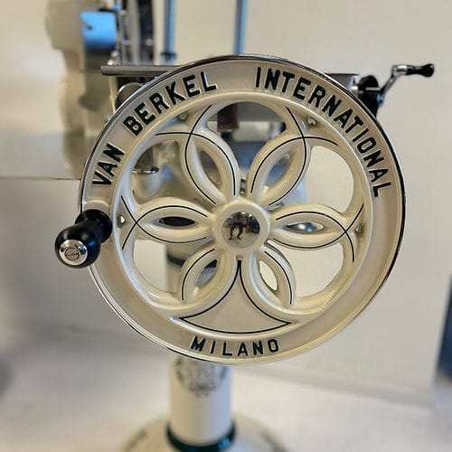 Volano B114 - Custom Made - Retro White