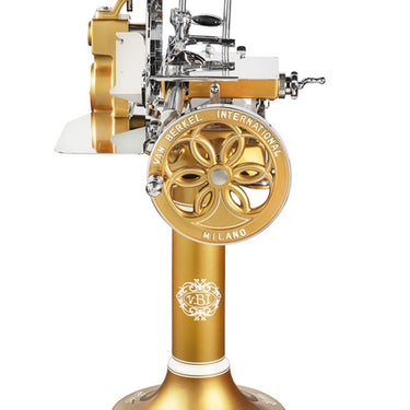 Goldene Custom Made Volano B114 mit Sockel